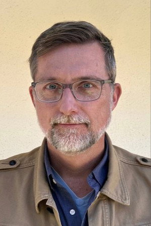 Photo of François Audouy from the Latest Netflix gallery