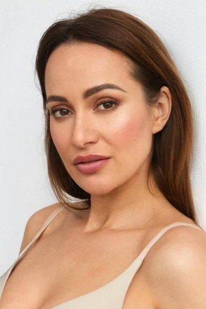 Photo of Karolína Krezlová from the Latest Netflix gallery