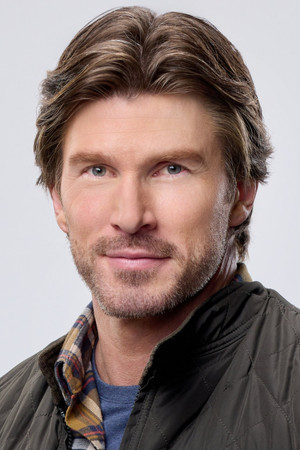 Christopher Russell photo