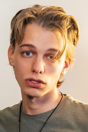 Photo of Leo Louis from the Latest Netflix gallery