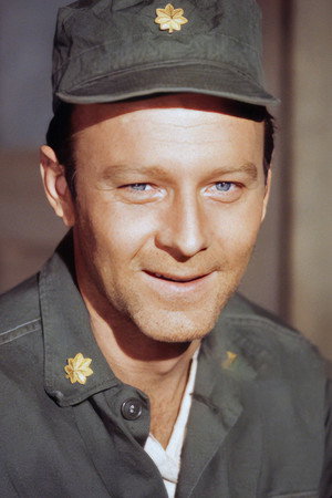Larry Linville photo