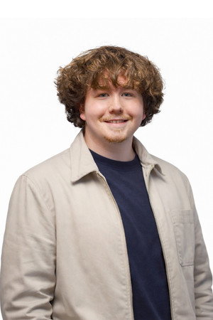 Photo of Evan Kennedy from the Latest Netflix gallery