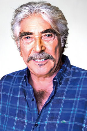 Erdal Özyağcılar photo