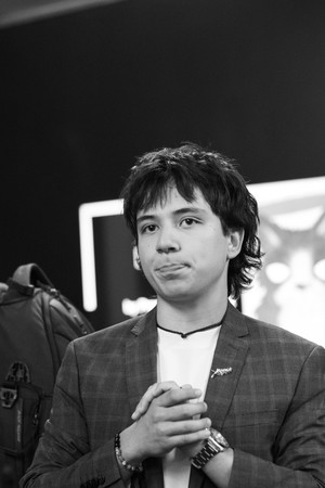 Photo of Matteo Sánchez from the Latest Netflix gallery