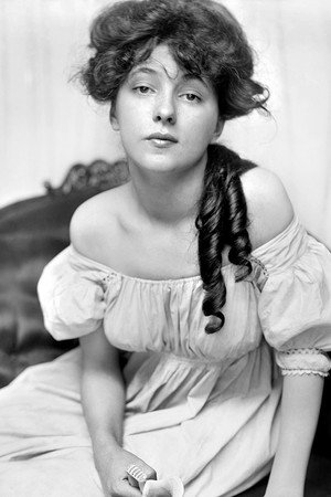 Photo of Evelyn Nesbit from the Latest Netflix gallery