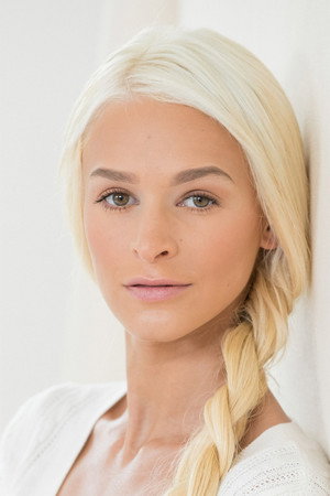 Photo of Emma Hix from the Latest Netflix gallery