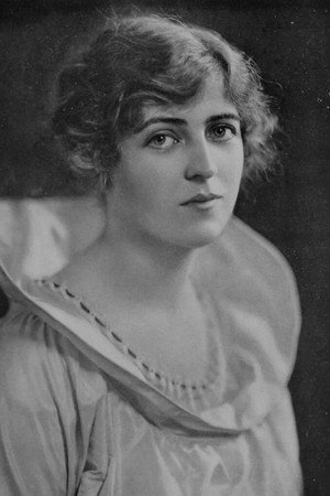 Photo of Violet Heming from the Latest Netflix gallery
