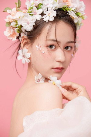 Photo of Zhang Yuyi from the Latest Netflix gallery