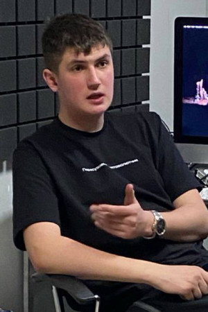 Photo of Daniil Koliadin from the Latest Netflix gallery