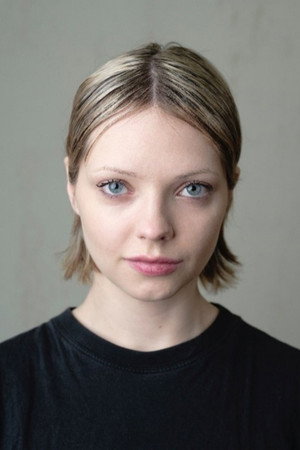 Photo of Lea Myren from the Latest Netflix gallery