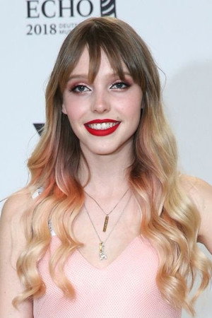 Lina Larissa Strahl photo