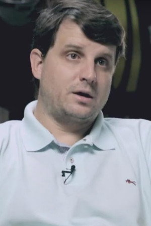 Photo of Rodrigo Fernández Engler from the Latest Netflix gallery