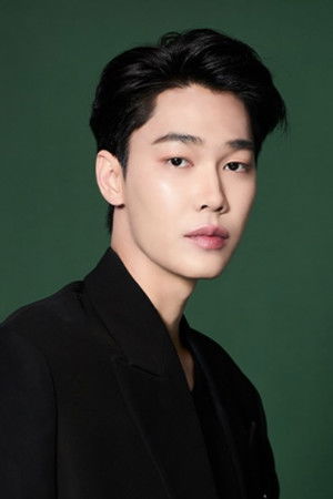 Jirawat Sutivanichsak photo