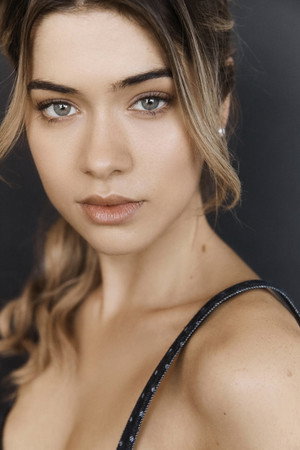 Photo of Shelley Q. from the Latest Netflix gallery