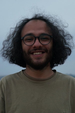 Photo of Doğan Belge from the Latest Netflix gallery