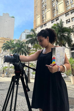 Photo of Jordana Menezes from the Latest Netflix gallery