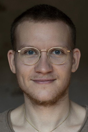 Photo of Jannik Tesch from the Latest Netflix gallery