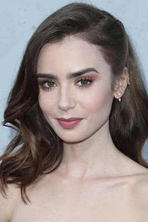 Photo of Lily Collins from the Latest Netflix gallery