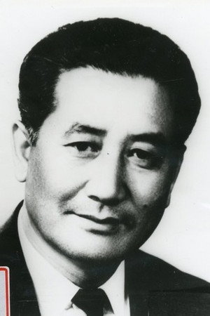 Photo of Lee Byung-il from the Latest Netflix gallery