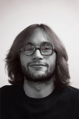 Photo of Mateo Bernard from the Latest Netflix gallery