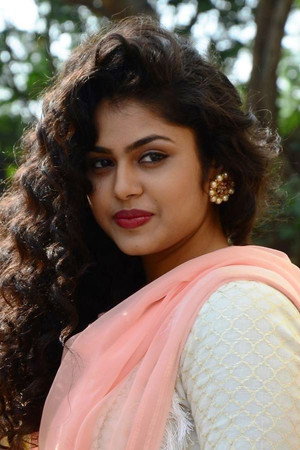 Faria Abdullah photo