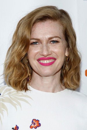 Mireille Enos photo