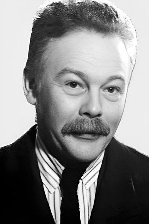 Photo of René-Jean Chauffard from the Latest Netflix gallery