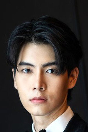 Photo of Patiphan Fueangfunuwat from the Latest Netflix gallery