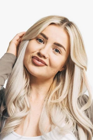 Photo of Sonja Aiello from the Latest Netflix gallery
