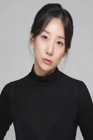 Photo of Kim Eun-young from the Latest Netflix gallery
