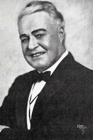 Howard Truesdale photo