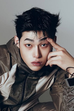 Photo of Song Seung-il from the Latest Netflix gallery