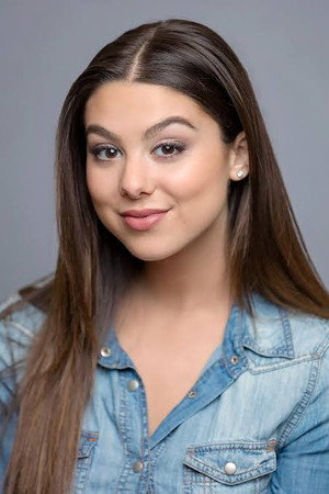 Kira Kosarin photo