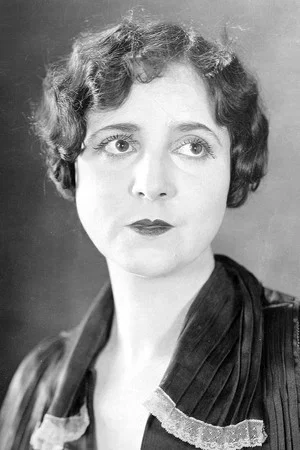 Photo of Beverly Bayne from the Latest Netflix gallery