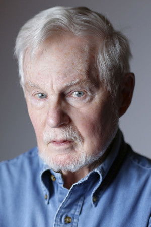 Derek Jacobi photo