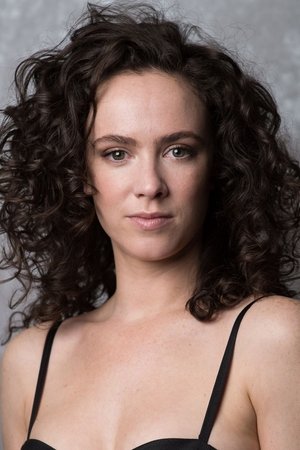 Amy Manson photo