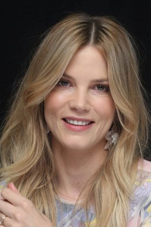 Sylvia Hoeks photo