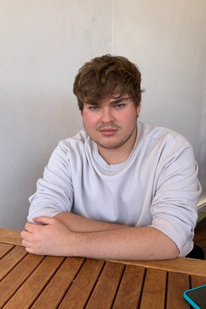 Photo of Gonzalo Rojo from the Latest Netflix gallery