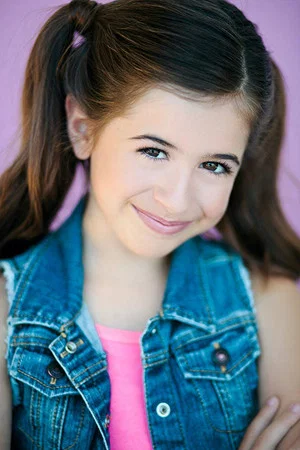 Photo of Tessa Espinola from the Latest Netflix gallery