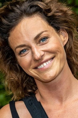 Photo of Sarah Grünewald from the Latest Netflix gallery