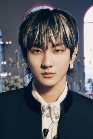Photo of Jungwon from the Latest Netflix gallery
