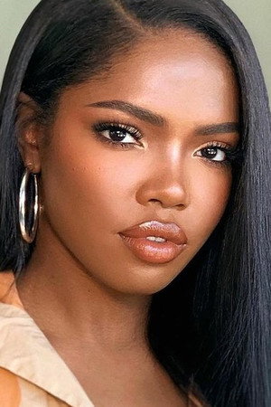 Photo of Ryan Destiny from the Latest Netflix gallery