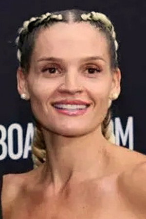 Photo of Natasha Anderson from the Latest Netflix gallery