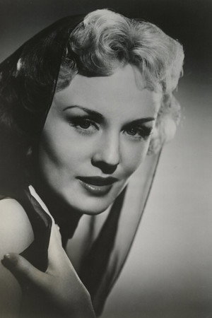 Photo of Lisa Daniels from the Latest Netflix gallery