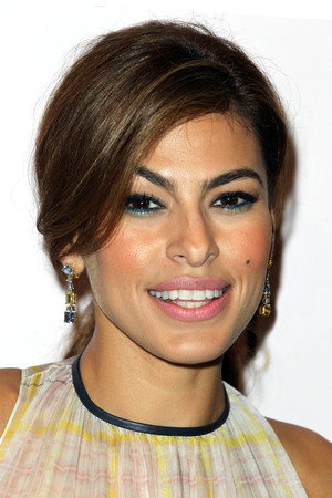 Eva Mendes photo