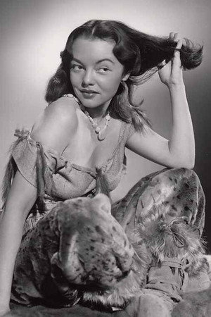 Gloria Saunders photo