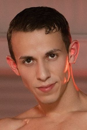Photo of Des Irez from the Latest Netflix gallery