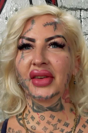 Photo of Jeanny Bln from the Latest Netflix gallery
