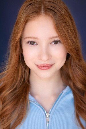 Photo of Caroline Elle Abrams from the Latest Netflix gallery