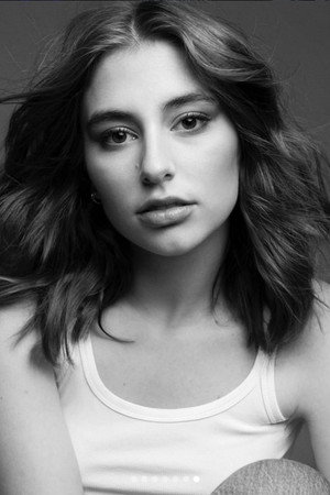 Photo of María Steelman from the Latest Netflix gallery